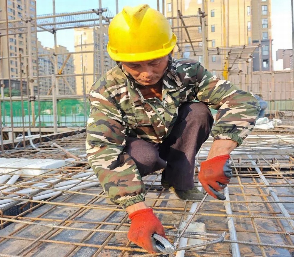 立冬，建筑工人的堅(jiān)守