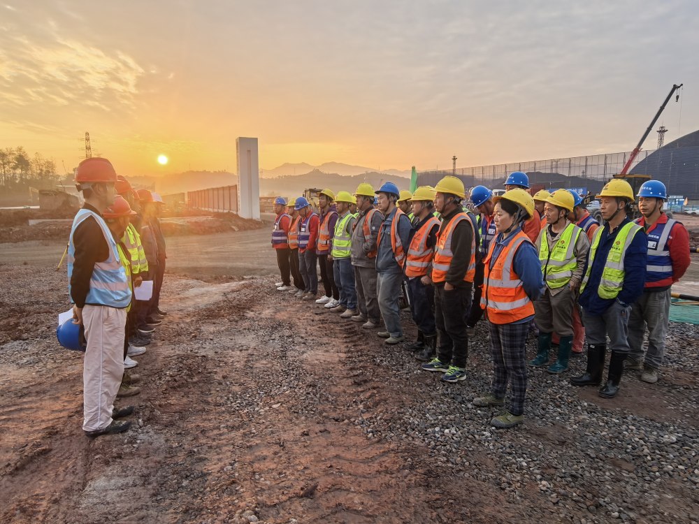 陜煤建設(shè)銅煤公司扎實開展重大事故隱患判定標準學習運用活動